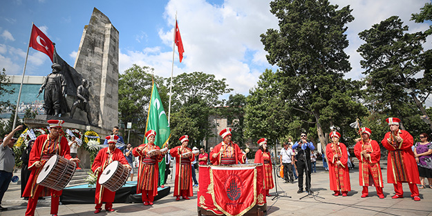 1 Temmuz Denizcilik Bayramı İstanbul'da kutlandı