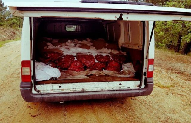 1 ton 825 kilogram canlı midye yakalandı !