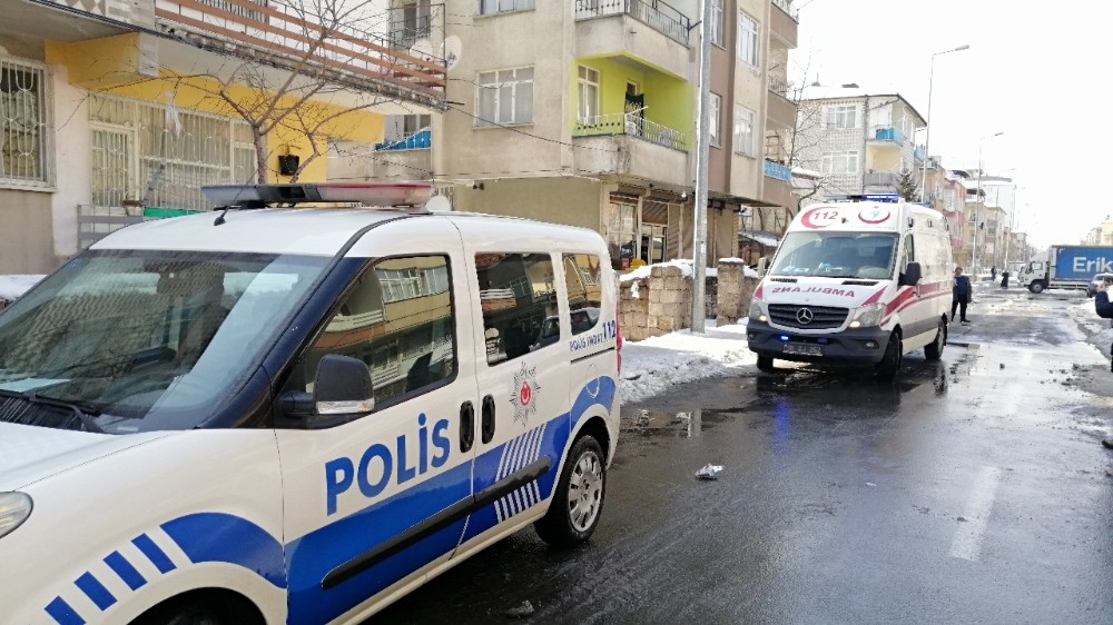 1 yaşındaki Yusuf beşiğinde ölü bulundu 