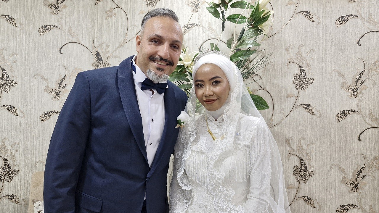 10 bin kilometre uzaklıktan Diyarbakır’a gelin geldi!