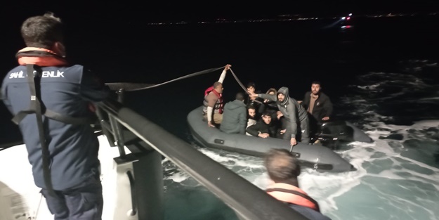 10 düzensiz göçmen yakalandı