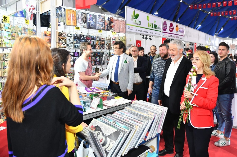 10 gün süren fuara 311 yayınevi, 32’si yerel toplam 192 yazar katıldı. 
