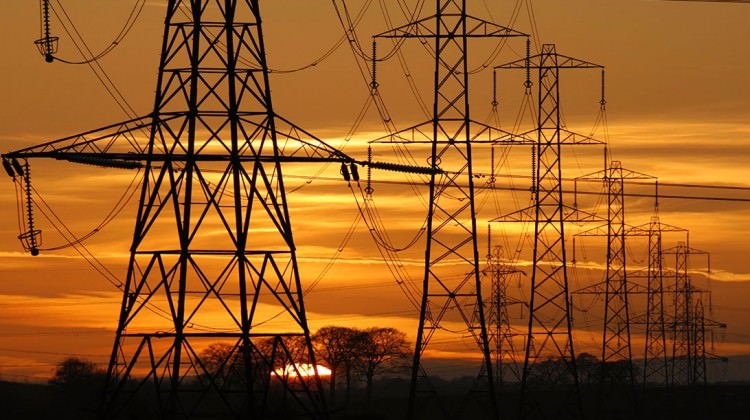 10 ilçede elektrik yok! Bakanlık açıklama yaptı