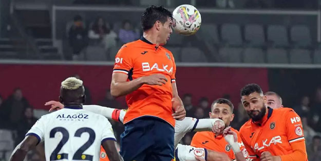 10 kişi kalan Başakşehir tur kapısını araladı