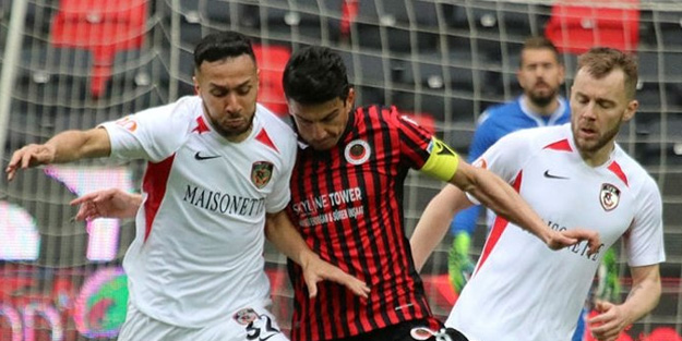 10 kişi kalan Gaziantep, geriye düştüğü maçta Gençlerbirliği'ni yendi