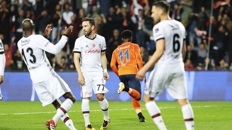 Kartal ağır yaralı