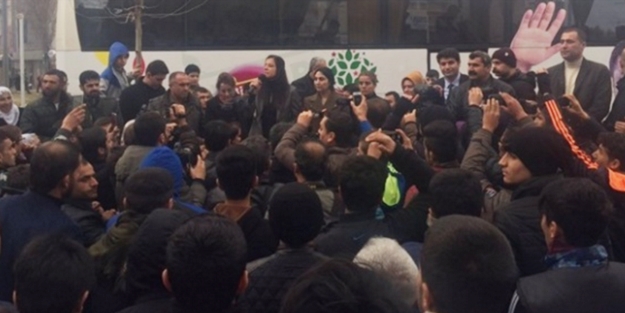 HDP'nin 'özyönetim' mitinginden büyük şok!