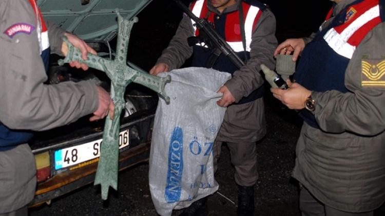 10 milyon liralık tarihi eser ele geçirildi