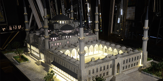 10 numara olmuş! Sultanahmet Camii'ne bir de böyle bakın