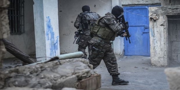10 terörist öldürüldü