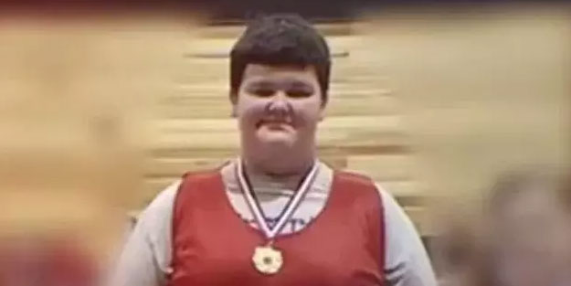 10 yaşında 1,90 boyunda! Guinness Dünya Rekorları'na adını yazdırdı