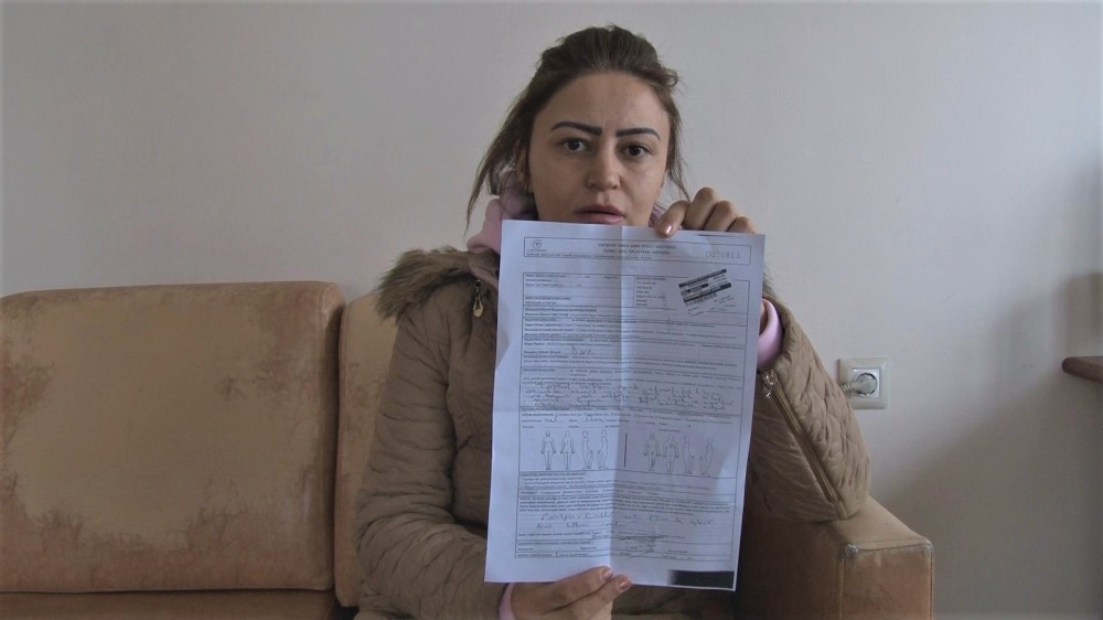 10 yaşındaki öğrencisini yerden yere vurdu 