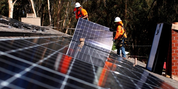 10 yıldan fazla dayanabilen likit batarya üretildi!