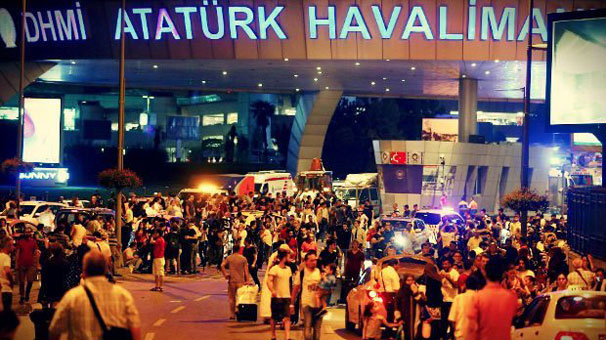 100 bin kişi geldi, bir ciklet dahi kaybolmadı!