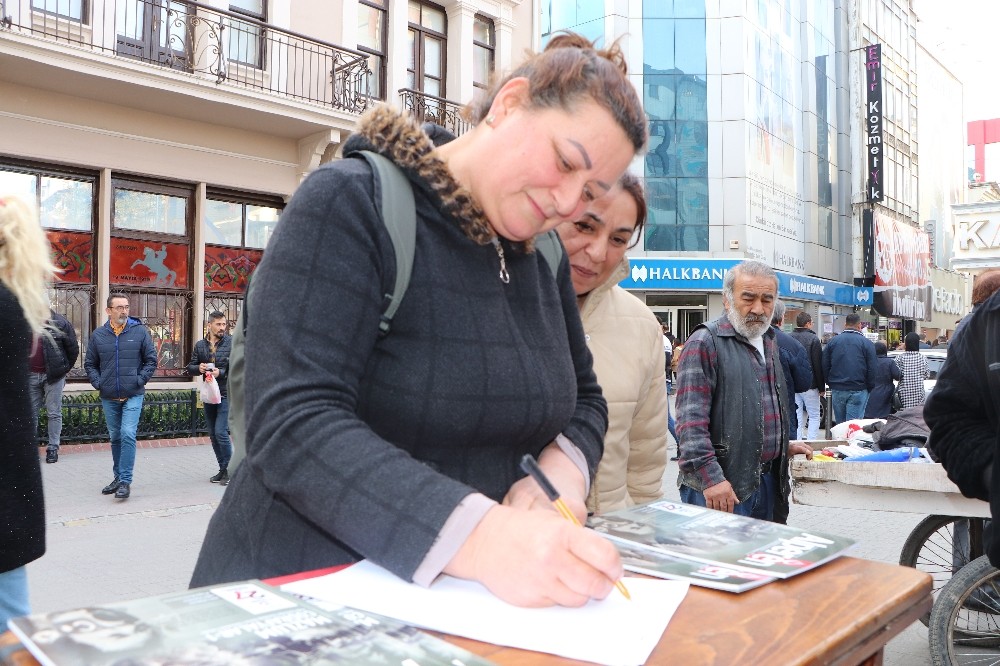 100 kadın, askere gitmek için gönüllü imza attı 