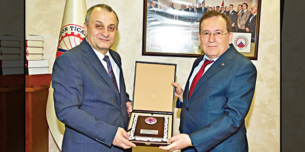 100 kat büyük firmalarla rekabet edebiliriz