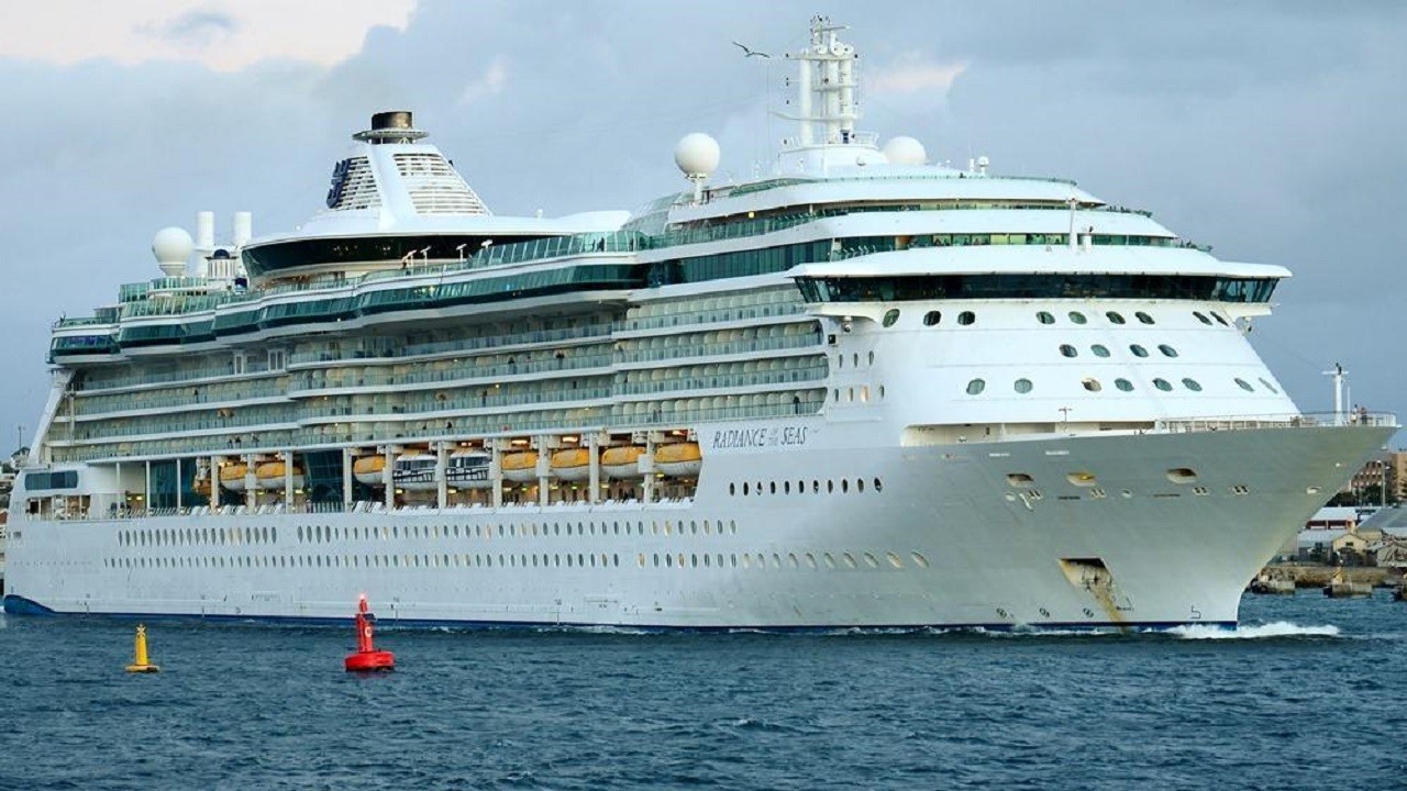 100 kişi birden hastalandı! Kruvaziyer gemisinde salgın alarmı