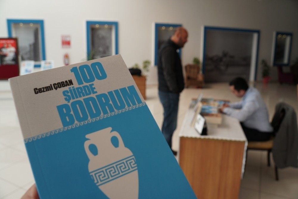 ’100 Şiirde Bodrum’ için imza günü 