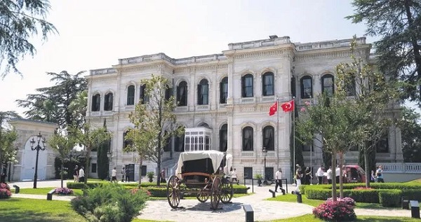 100 yıl sonra kapılarını açtı! Bir günde 7 bin 420 kişi ziyaret etti