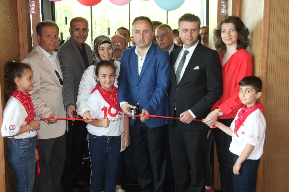 “100. Yılda 100 Eser” sergisi 