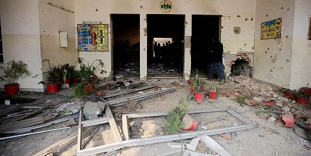 100'e yakın öğrenciyi kurşuna dizdiler!