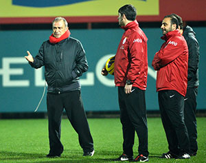 Cim-Bom seri peşinde