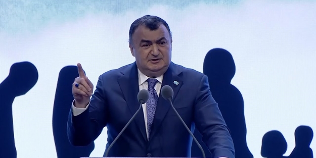 104 amiralin bildirisine yurt dışından ilk tepki