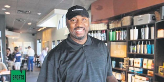 105 milyon doları batırıp garson oldu!