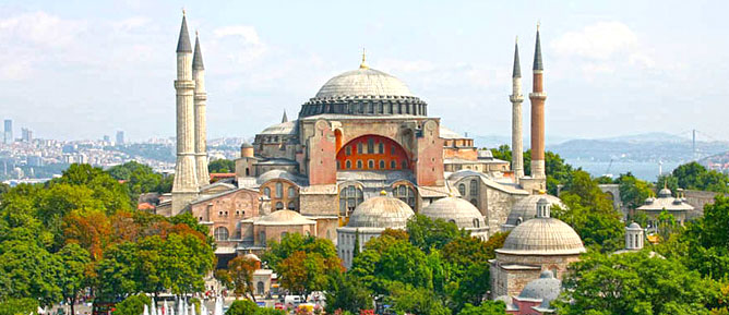 Ayasofya ibadete açılsın