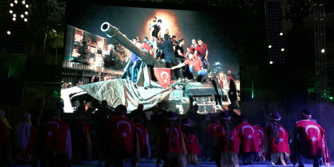 Büyükşehir Aşk-ı Vatan programıyla 15 Temmuz’u anlattı