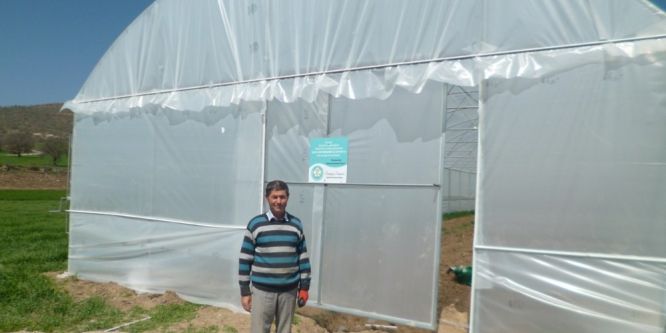 Manisa Büyükşehir’den üreticiye hibeli sera desteği