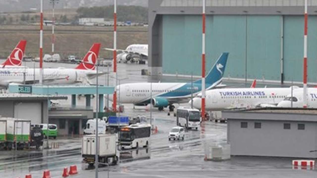11 gün aradan sonra... İran uçağı İstanbul'dan havalandı