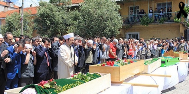 11 işçi yan yana toprağa verildi