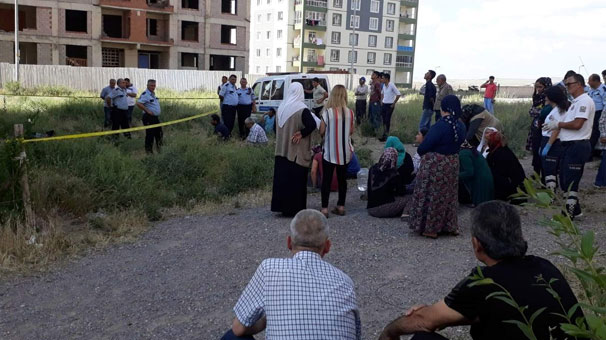 11. kattan düşen genç kız hayatını kaybetti