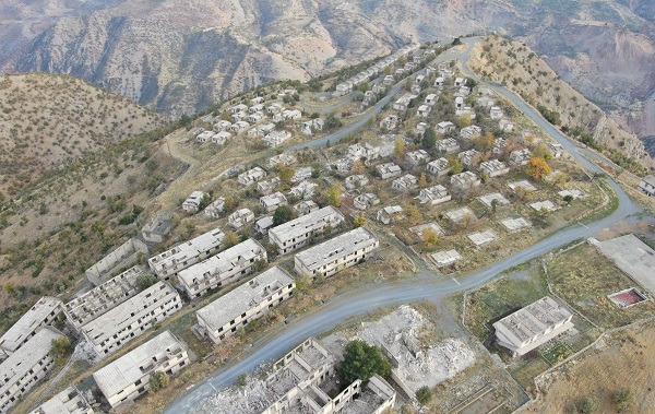 11 yıl boyunca İtalyanlar ve Polonyalılar yaşadı! Diyarbakır'da bulunan o köy havadan görüntülendi