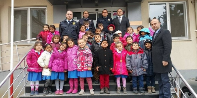 Kulalı öğrencilerden polislere ziyaret
