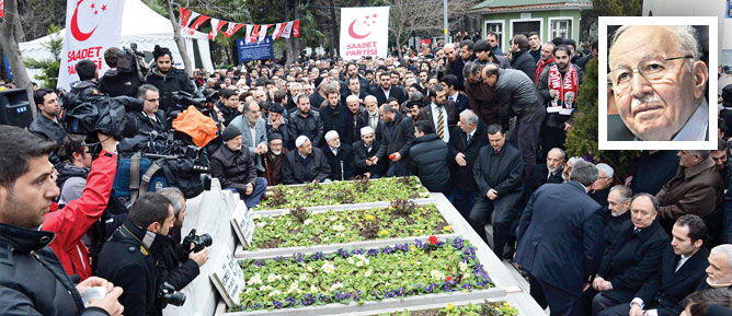 Erbakan Hoca’ya Kur’an ve dua