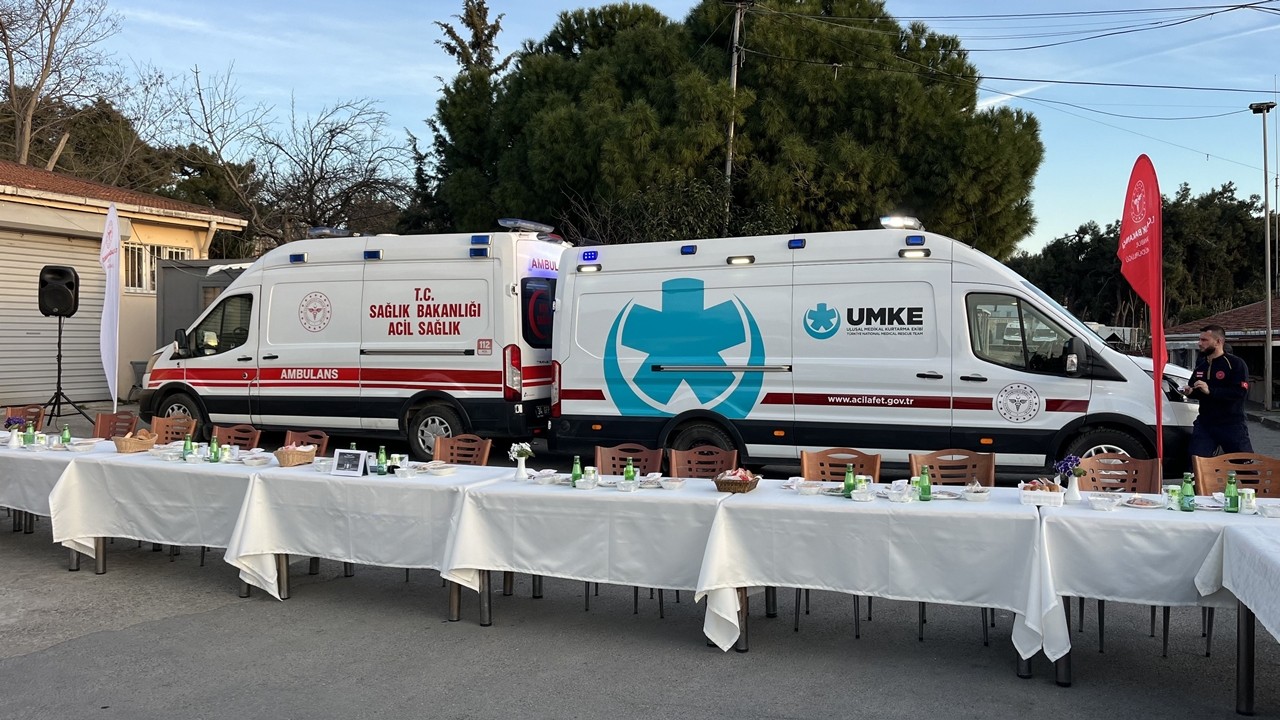 112 Acil sağlık personeline iftar programı