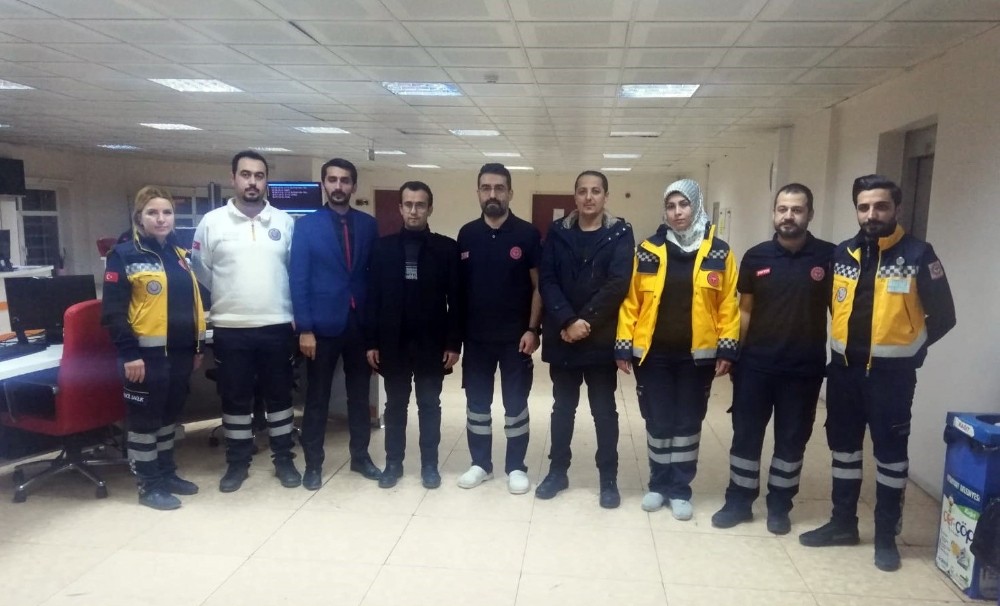 112 çalışanları deprem anında görev yerlerini terk etmedi 