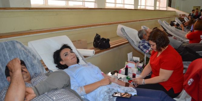 Kızılay’a 2 günde 801 ünite kan bağışı