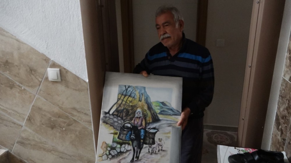112’den malzeme siparişi veren 65 yaş üstü ressam, ekiplere tablo hediye etmek istedi 