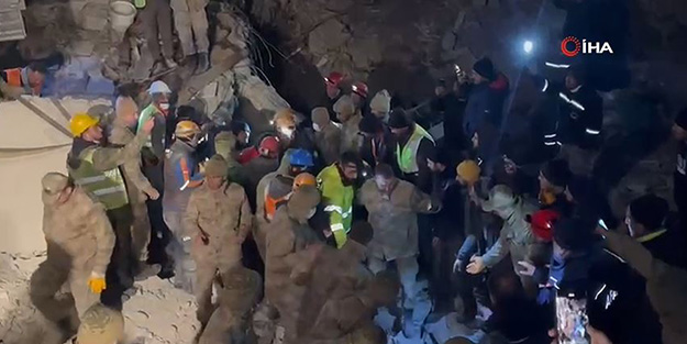 113. saatin mucizesi 72 yaşındaki emekli öğretmen!