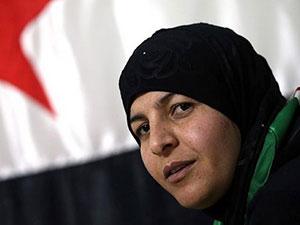 Esed’e meydan okuyan kadın...