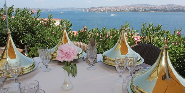 119 yıllık Konyalı 1897’de sevdiğiniz lezzetlerle baharın keyfini doyasıya yaşayın…