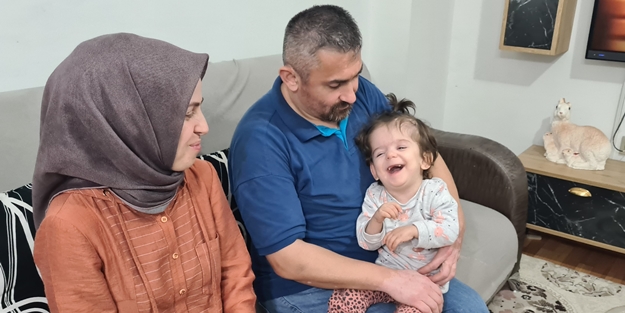 12 ameliyat geçirdi: 3,5 yaşındaki minik Eylül, yaşama tutunmaya çalışıyor