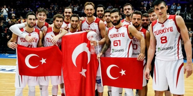 12 Dev Adam Super Cup'ta şampiyon oldu!