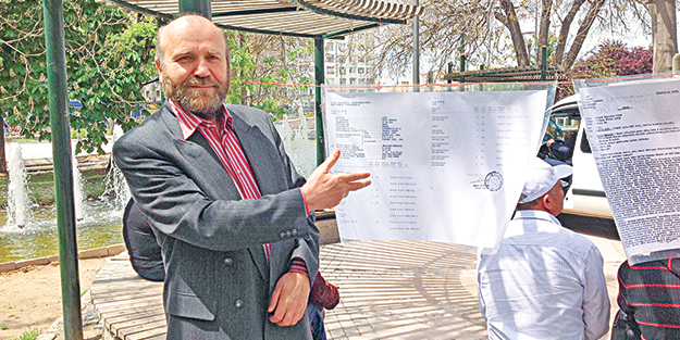 12 Eylül fişledi, 28 Şubat ipini çekti!