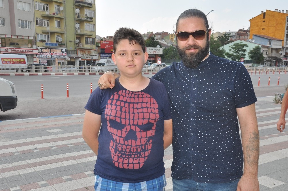 12 yaşındaki Pusat oyun merakını ticarete dönüştürdü 