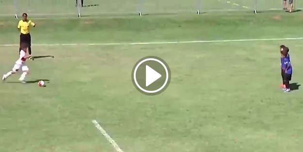 12 yaşındaki süper yetenek kendine hayran bıraktı