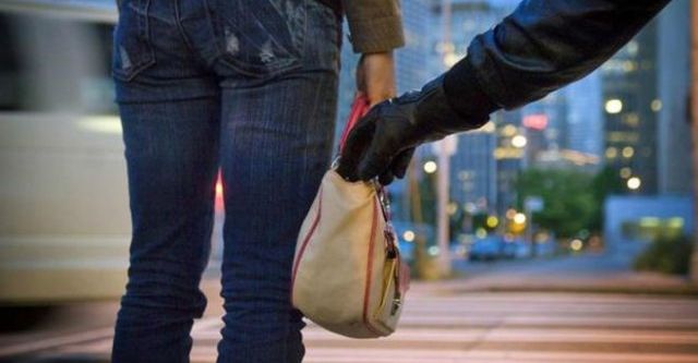 “Kadının önündeki engeller kalkıyor”